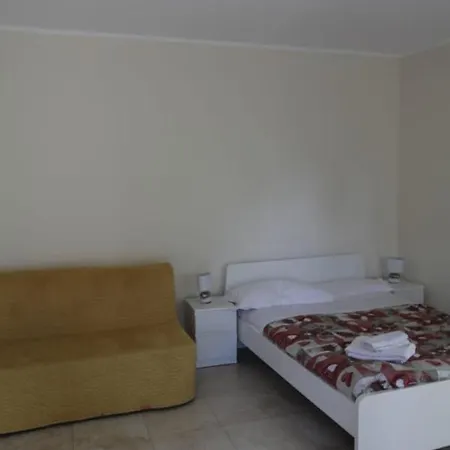 Al Villino Duse * Genua